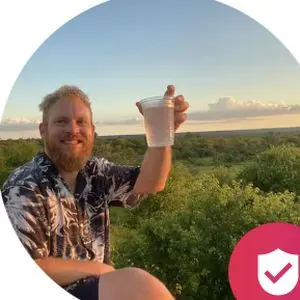 Guy — your host at Villa Jabuguy